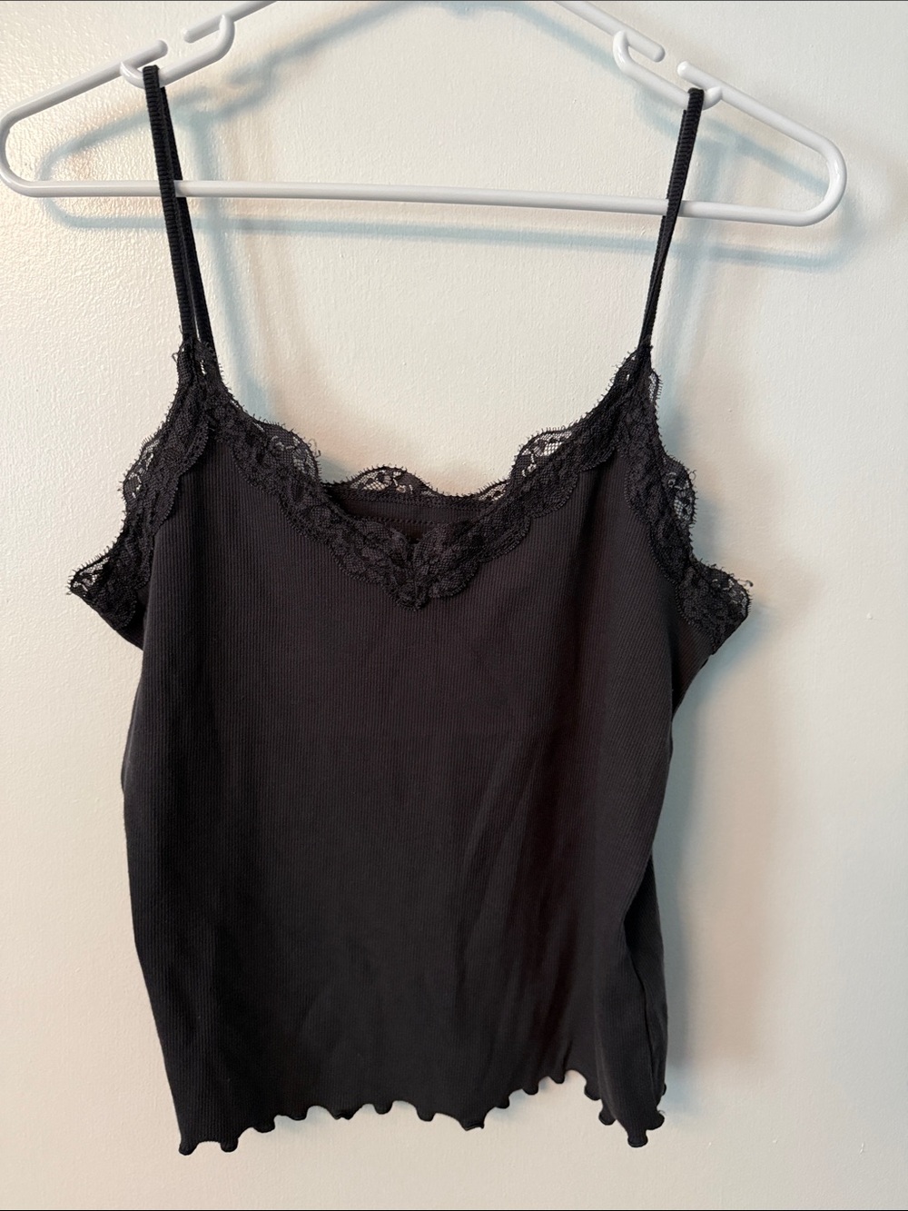 NWOT Black Lace Trim Ribbed Cami Tank Top - Women